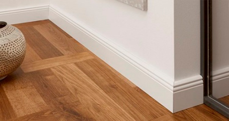 قرنیز پلی استایرن