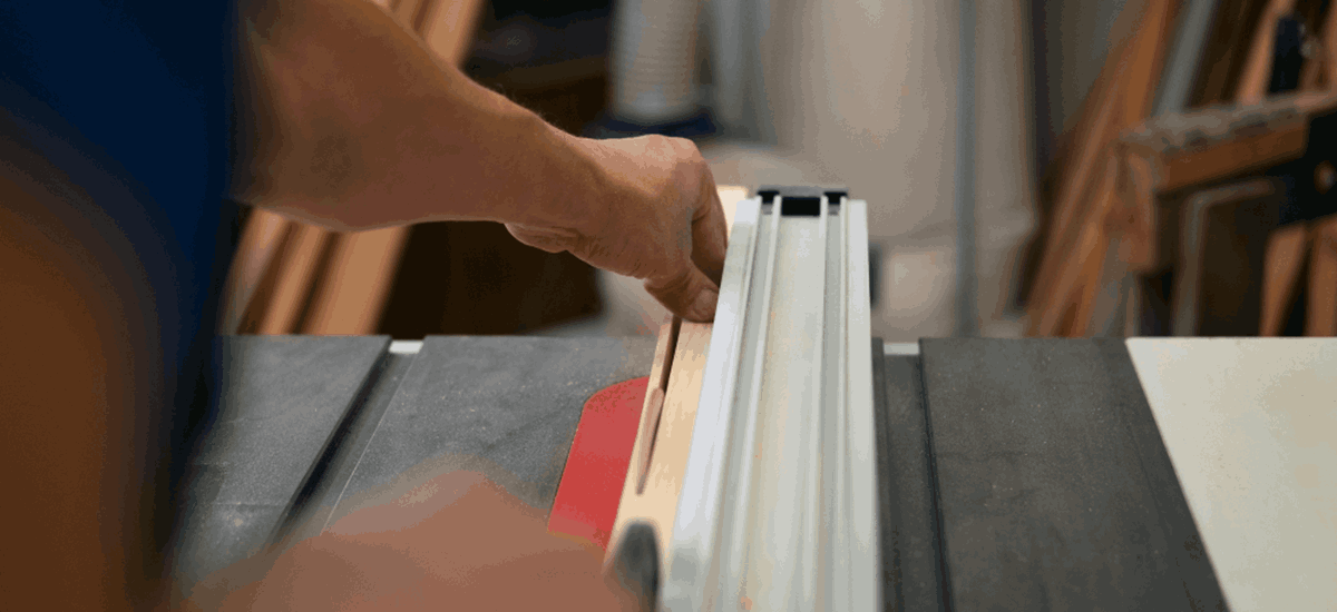 تعمیرکار کابینت آشپزخانه
