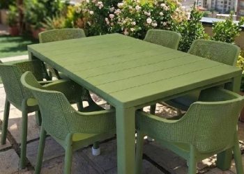 میز و صندلی پلاستیکی مناسب فضا باز