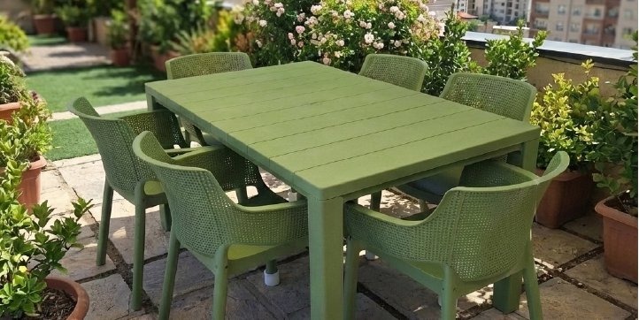 میز و صندلی پلاستیکی مناسب فضا باز