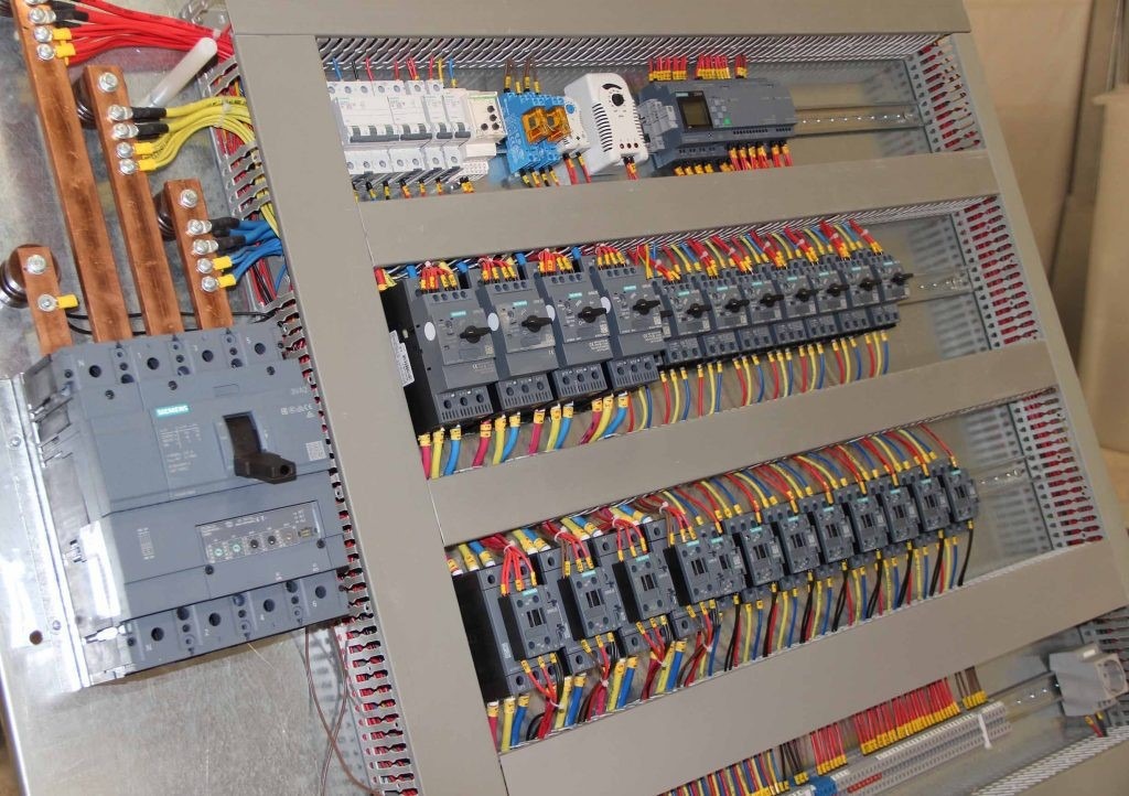 قیمت تابلو برق صنعتی سه فاز